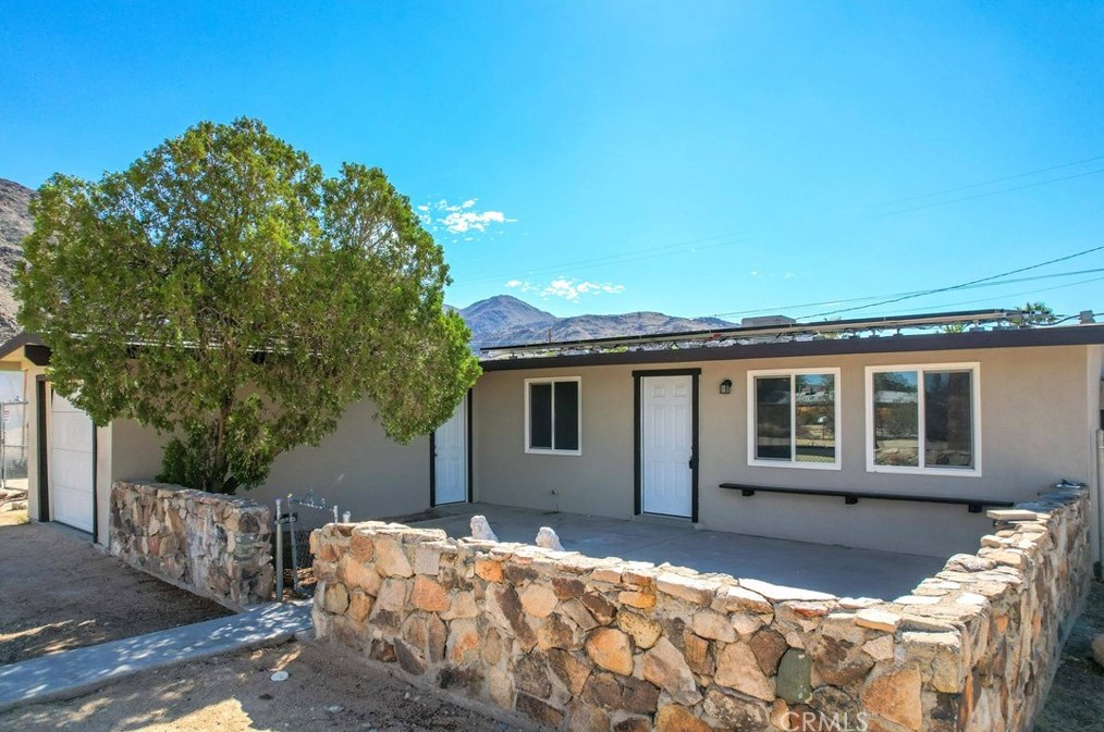 6942 Eucalyptus Ave, Twntynine Plm CA  92277-2838 exterior