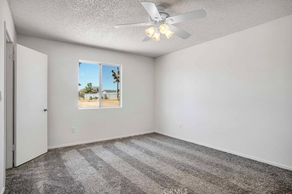 3692 Balsa Ave, Yucca Valley CA 92284-8668 exterior