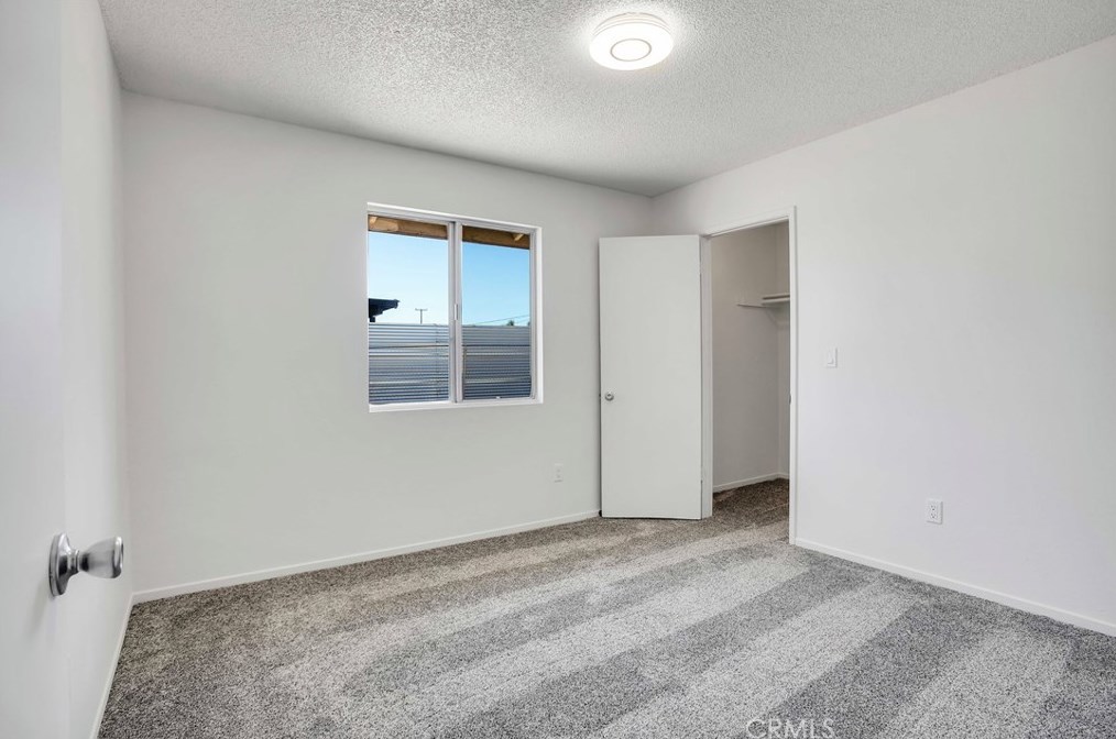 3692 Balsa Ave, Yucca Valley CA 92284-8668 exterior