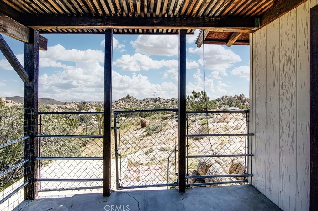 5550 Carlsbad Ave, Yucca Valley CA 92284-2095 exterior