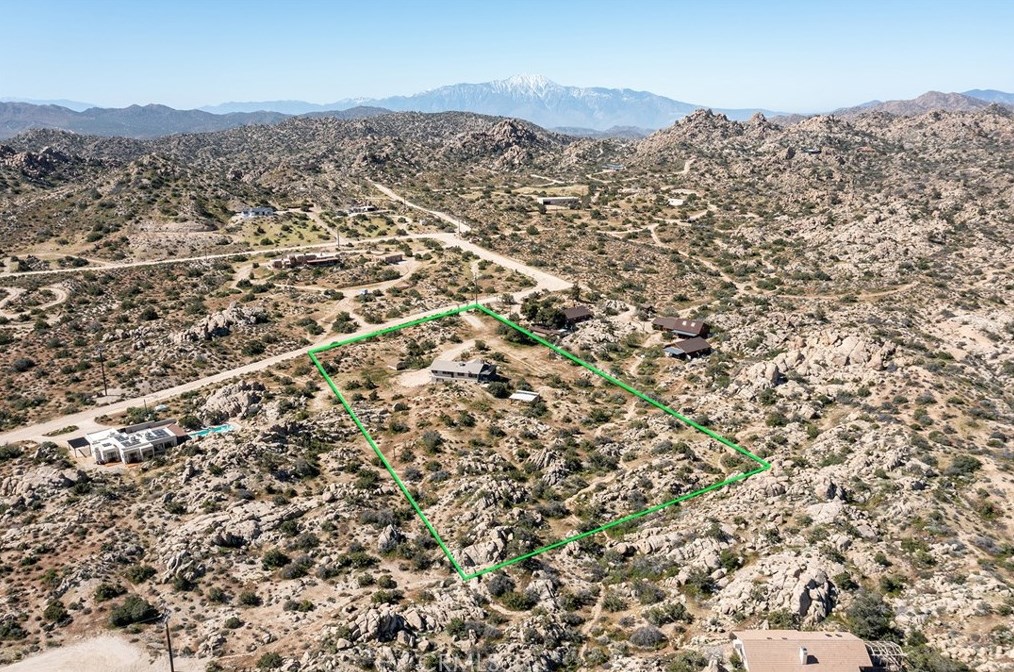 5550 Carlsbad Ave, Yucca Valley CA 92284-2095 exterior