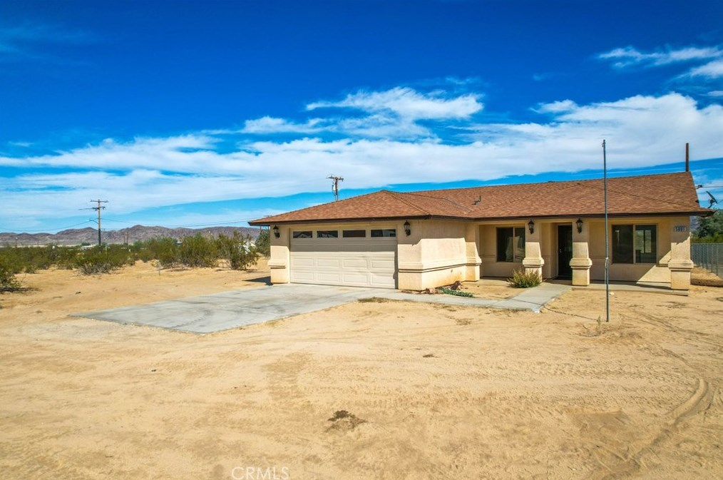 5001 1st St, Joshua Tree CA  92252-4216 exterior