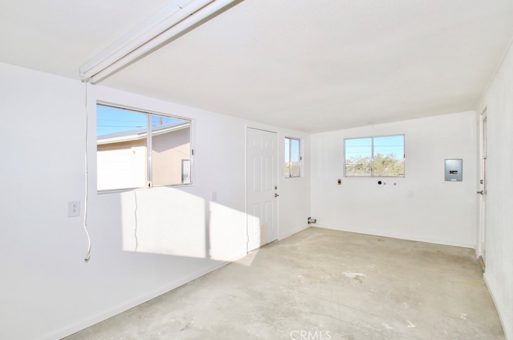 64868 Tonto Dr, Joshua Tree CA  92252-4255 exterior