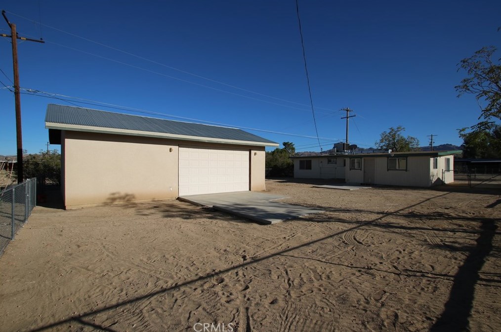 64868 Tonto Dr, Joshua Tree CA  92252-4255 exterior