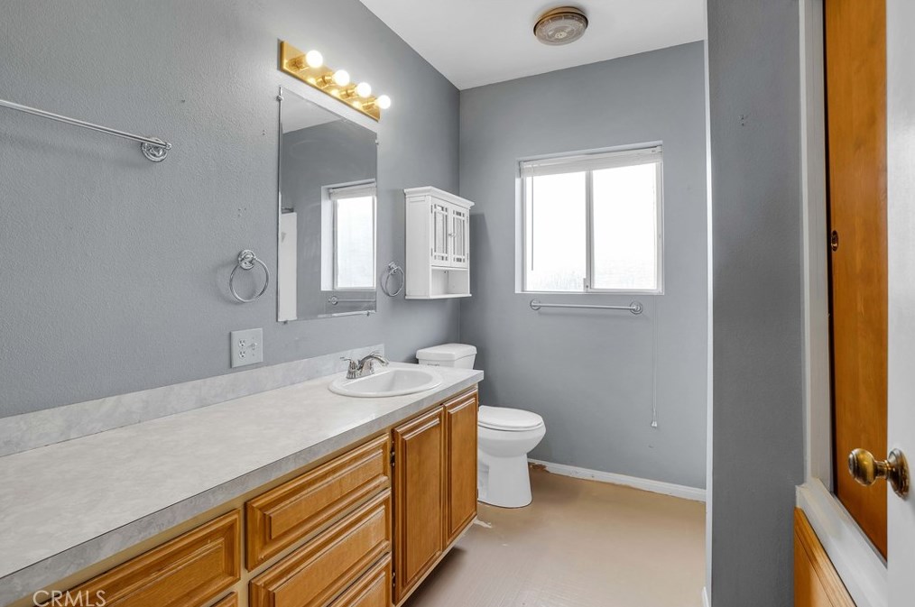 5115 Carlsbad Ave, Yucca Valley CA 92284-2095 exterior