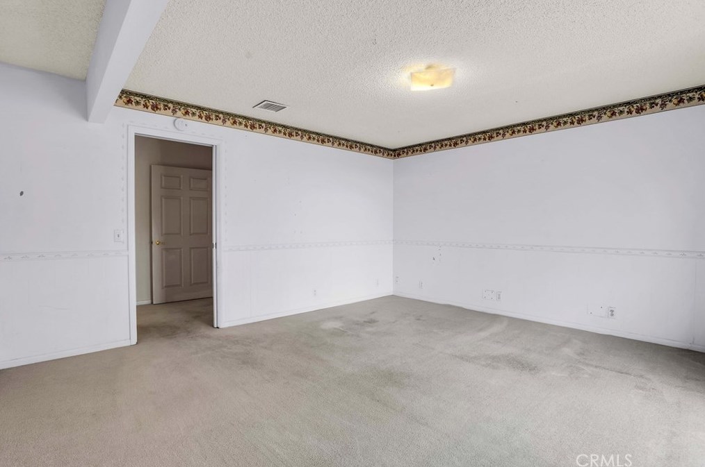 5115 Carlsbad Ave, Yucca Valley CA 92284-2095 exterior