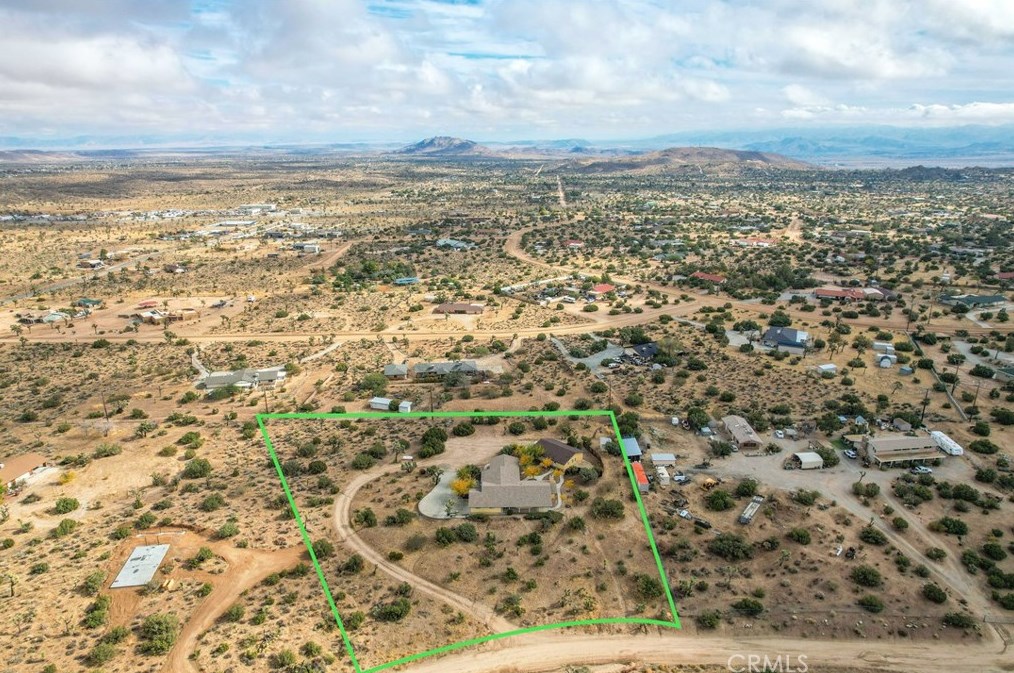 5115 Carlsbad Ave, Yucca Valley CA 92284-2095 exterior