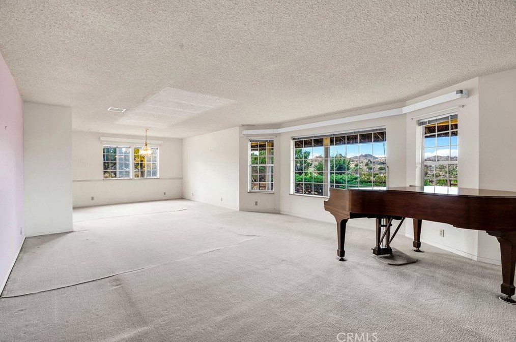 5115 Carlsbad Ave, Yucca Valley CA 92284-2095 exterior