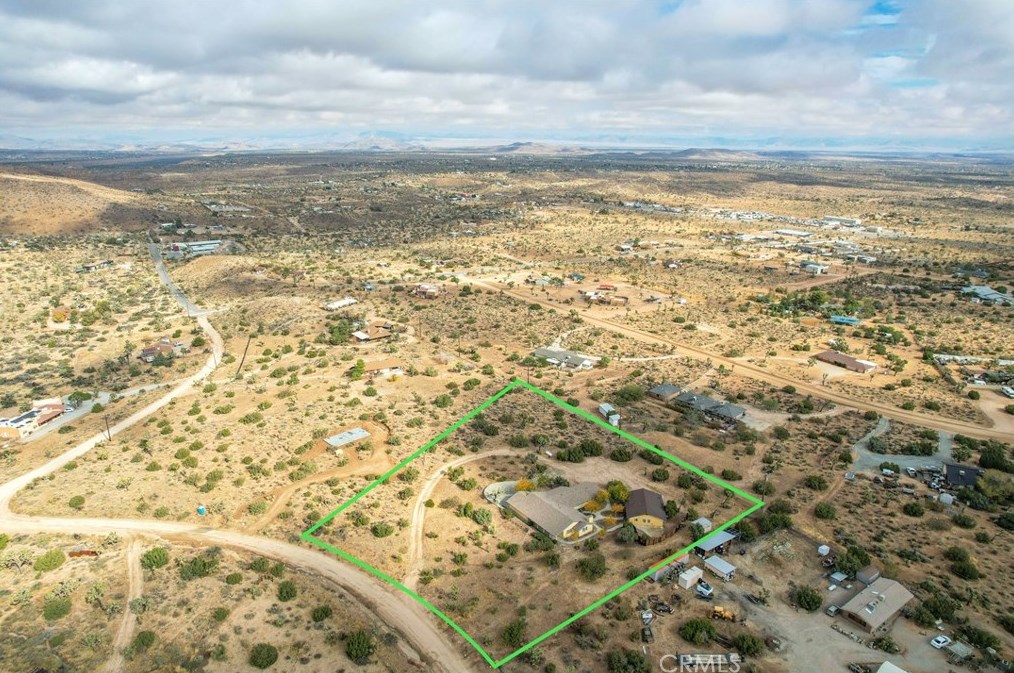 5115 Carlsbad Ave, Yucca Valley CA 92284-2095 exterior