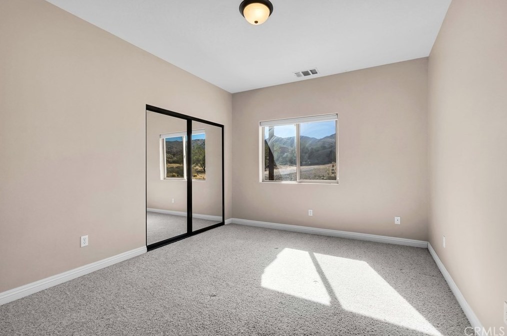 61246 Onaga Trl, Joshua Tree CA  92252-3114 exterior