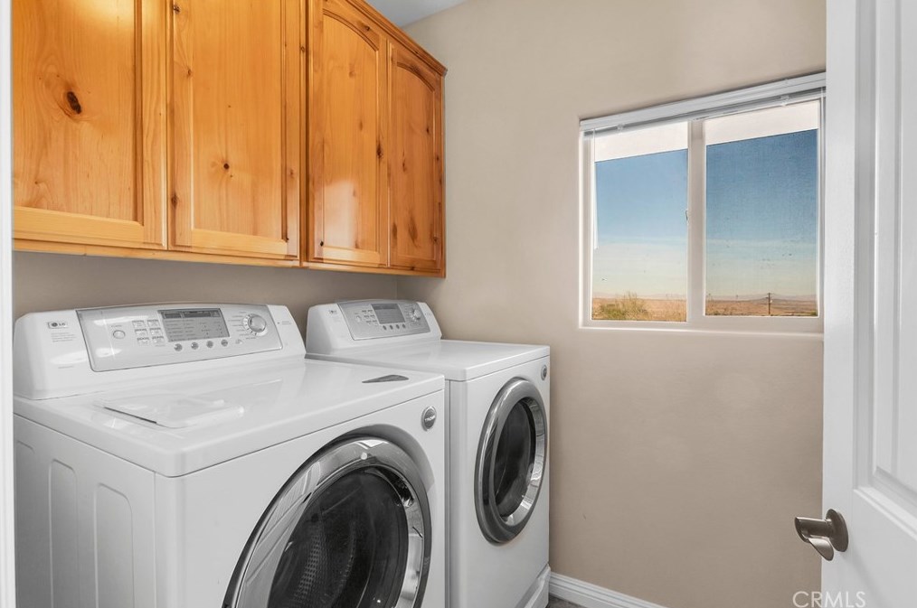 61246 Onaga Trl, Joshua Tree CA  92252-3114 exterior