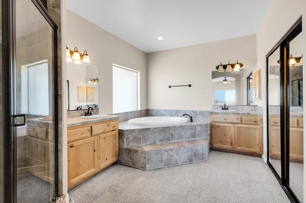 61246 Onaga Trl, Joshua Tree CA  92252-3114 exterior