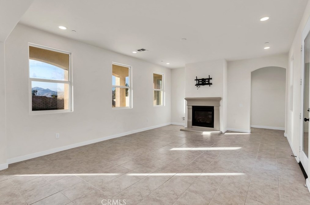 7895 Borrego Trl, Yucca Valley CA  92284-3296 exterior