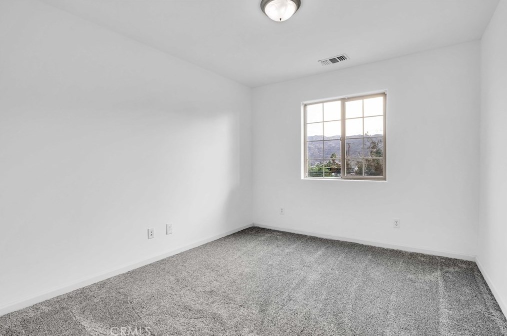 6017 Baileya Ave, Twntynine Plm CA  92277-1919 exterior