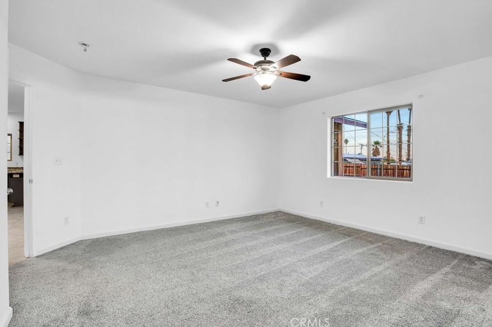 6017 Baileya Ave, Twntynine Plm CA  92277-1919 exterior