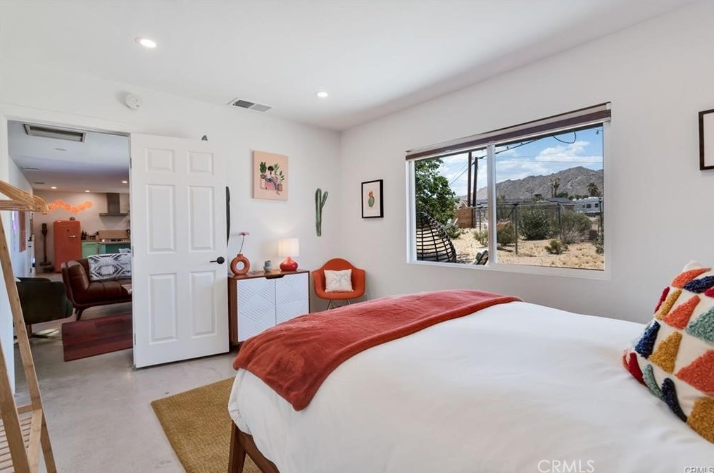 61776 Calle Los Amigos, Joshua Tree CA  92252-1630 exterior