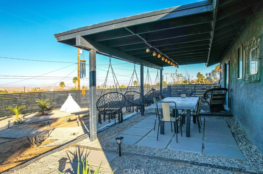 60670 Pueblo Trl, Joshua Tree CA  92252-2950 exterior
