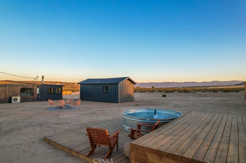 514 Little Field Rd, Joshua Tree CA  92252 exterior