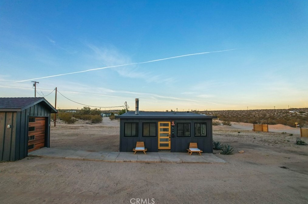 514 Little Field Rd, Joshua Tree CA  92252 exterior