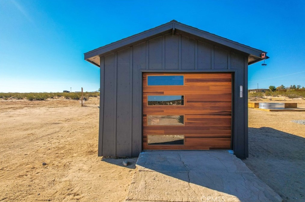 514 Little Field Rd, Joshua Tree CA  92252 exterior