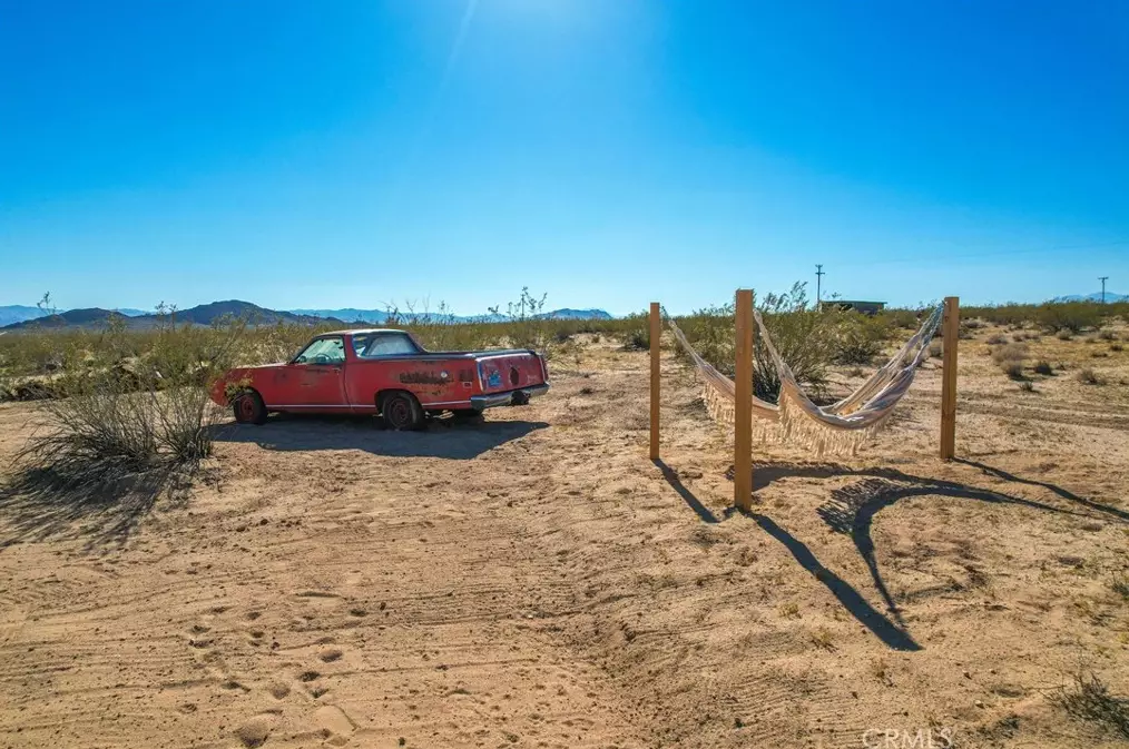 514 Little Field Rd, Joshua Tree CA  92252 exterior