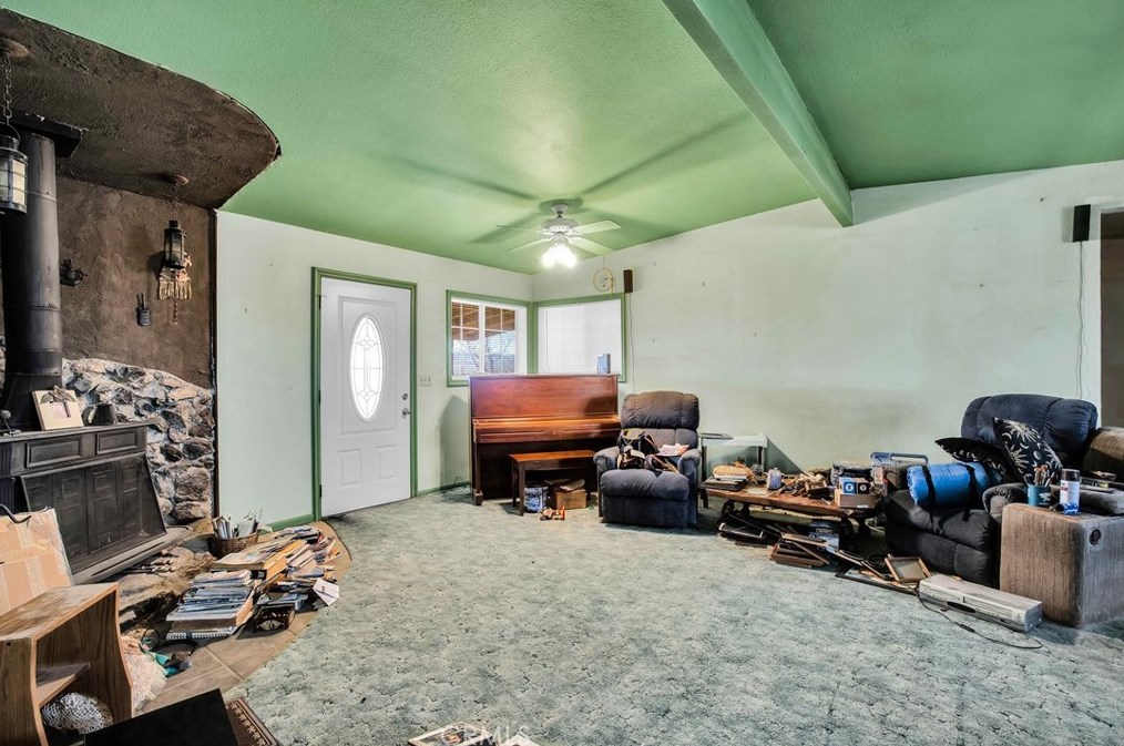 5929 Kickapoo Trl, Yucca Valley CA 92284-3168 exterior