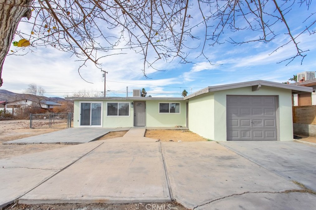 6322 Cahuilla Ave, Twntynine Plm CA  92277-2012 exterior