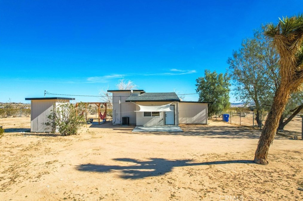 62616 Sunny Sands Dr, Joshua Tree CA  92252-3362 exterior