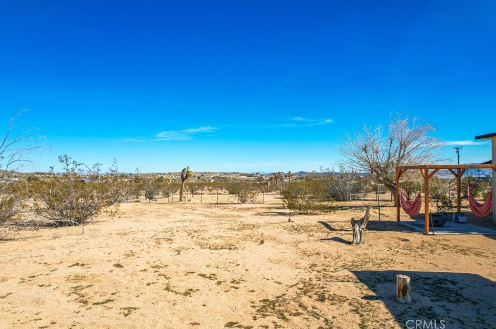 62616 Sunny Sands Dr, Joshua Tree CA  92252-3362 exterior