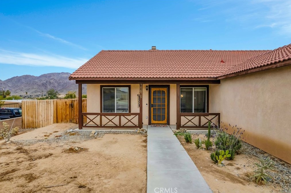 71675 Sun Valley Dr, Twntynine Plm CA  92277-4086 exterior