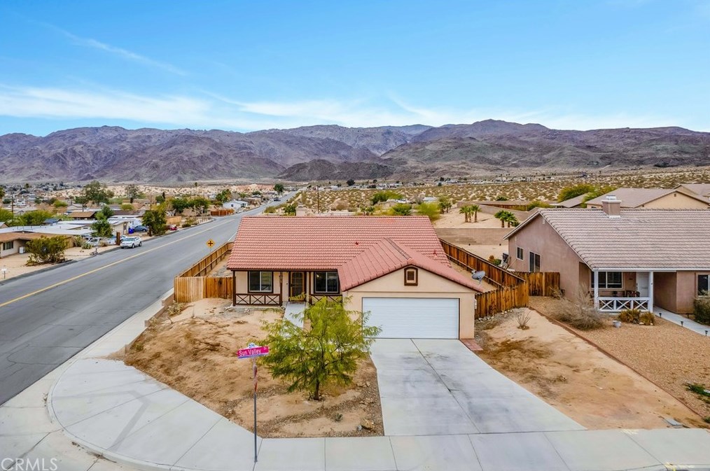71675 Sun Valley Dr, Twntynine Plm CA  92277-4086 exterior
