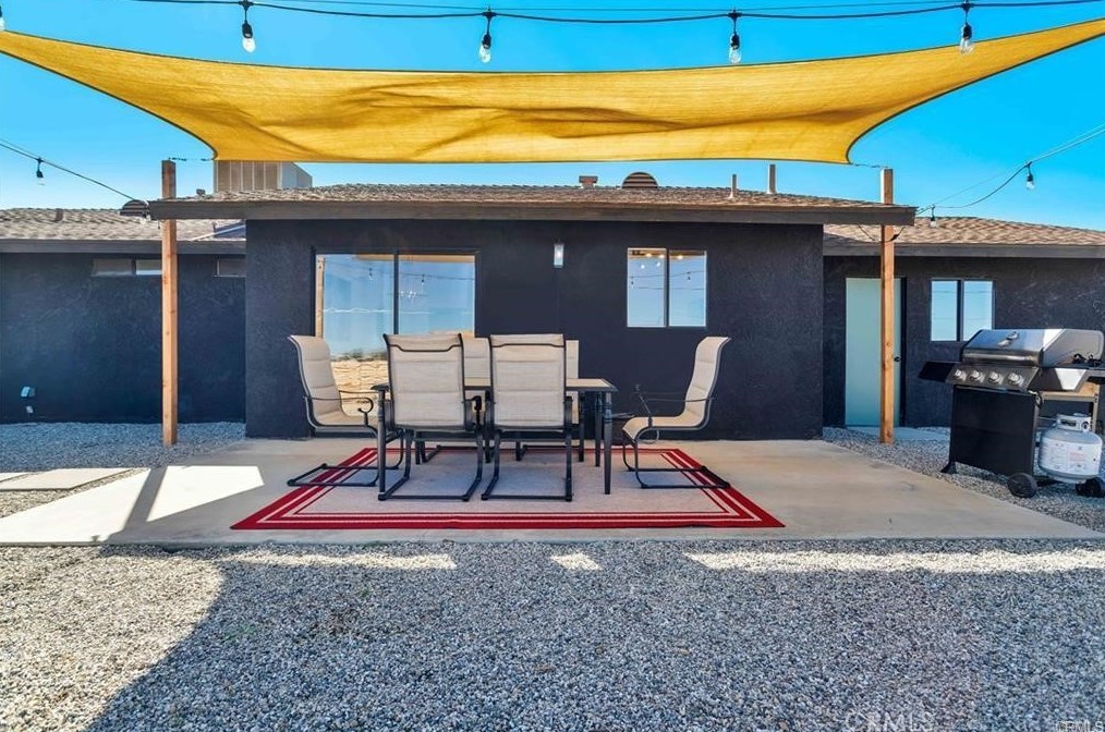 60440 Alta Mesa Dr, Joshua Tree CA  92252-2717 exterior