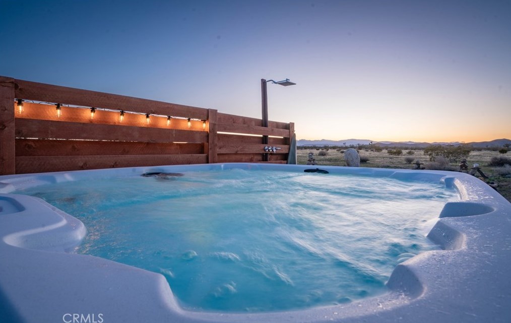 1272 Shangrila, Joshua Tree CA  92252 exterior