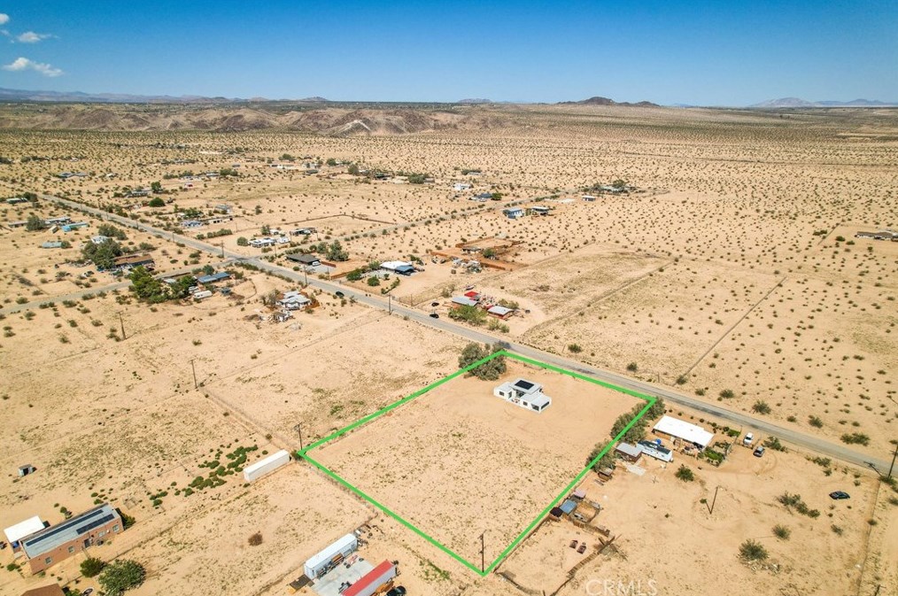 64815 Sun Mesa Rd, Joshua Tree CA  92252-4427 exterior