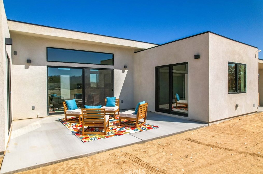 64815 Sun Mesa Rd, Joshua Tree CA  92252-4427 exterior