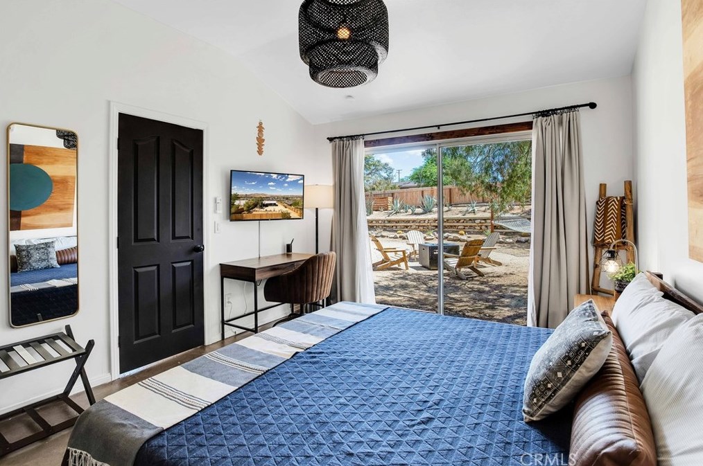 61858 Crest Circle Dr, Joshua Tree CA  92252-2654 exterior