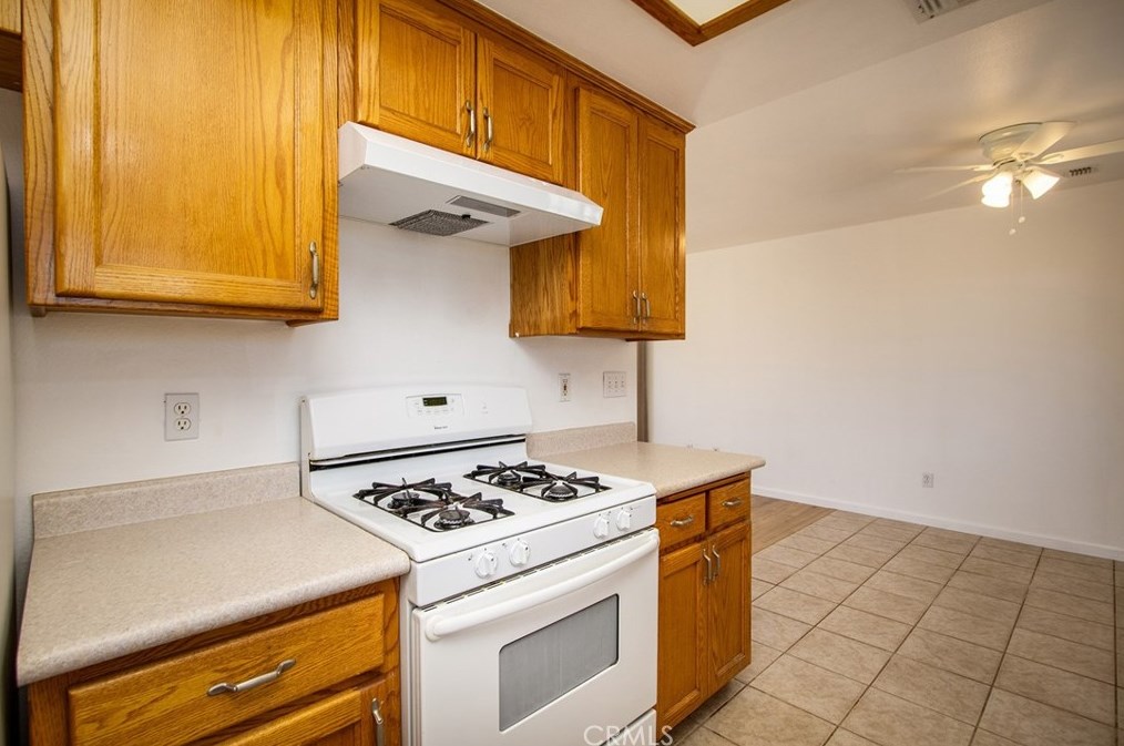 6851 Conejo Ave, Joshua Tree CA  92252-2408 exterior