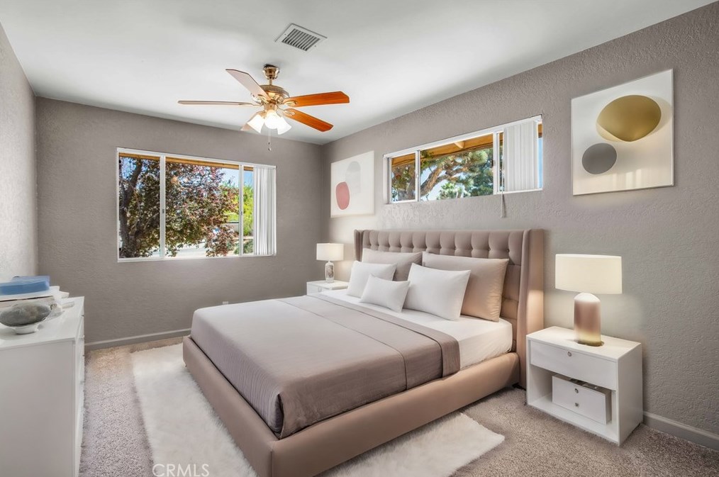 7930 Palm Ave, Yucca Valley CA 92284-4080 exterior