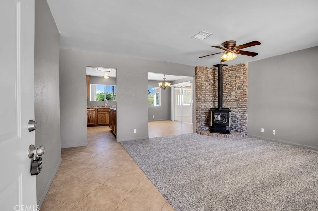 7930 Palm Ave, Yucca Valley CA 92284-4080 exterior