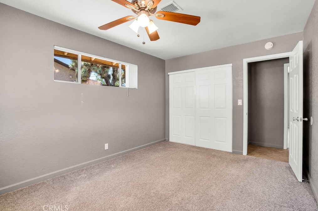 7930 Palm Ave, Yucca Valley CA 92284-4080 exterior