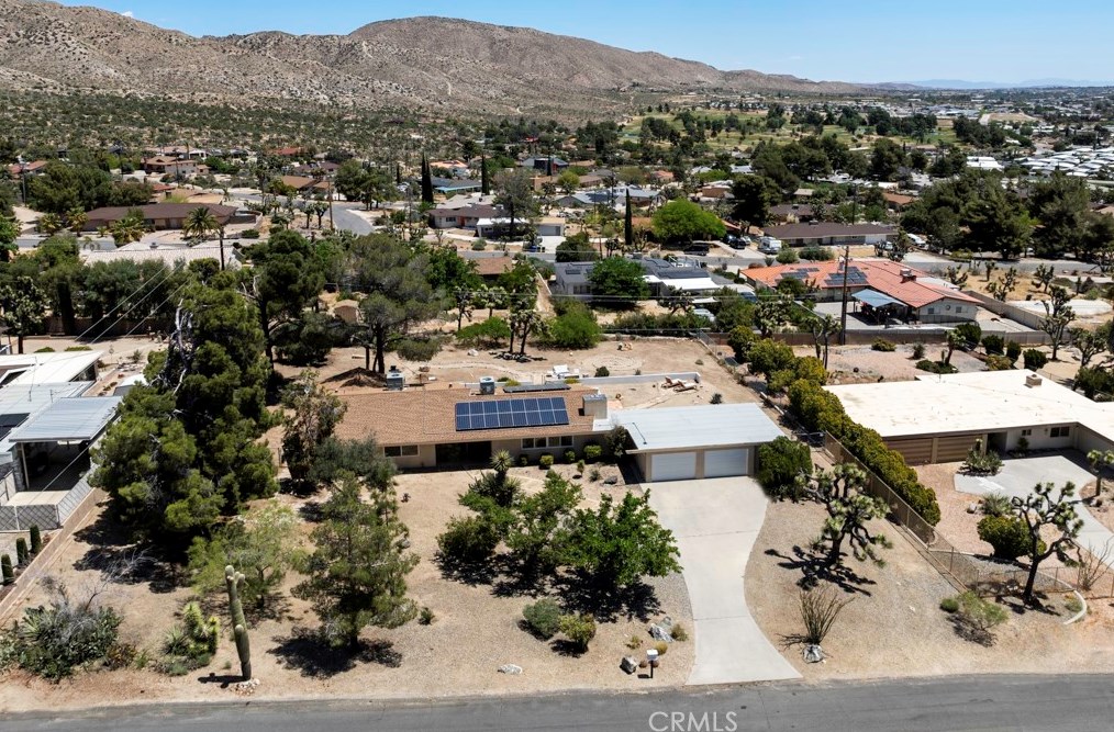 7515 San Remo Trl, Yucca Valley CA  92284-2354 exterior