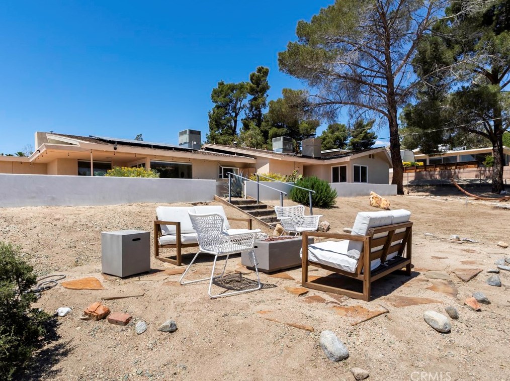 7515 San Remo Trl, Yucca Valley CA  92284-2354 exterior