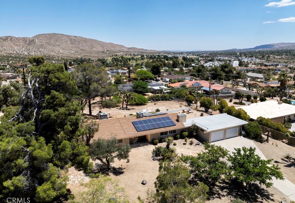 7515 San Remo Trl, Yucca Valley CA  92284-2354 exterior