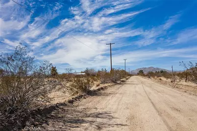 64475 Sun Mesa Road, Joshua Tree, CA 92252 - Photo 9