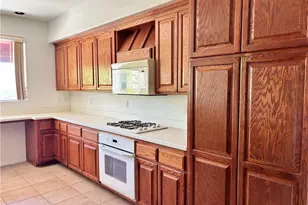 7495 Canyon Dr, Yucca Valley, CA 92284 - Photo 17