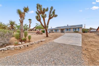 57622 Sierra Way, Yucca Valley, CA 92284 - Photo 1