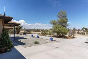 58235 Sun Via Dr, Yucca Valley, CA 92284 - Photo 3