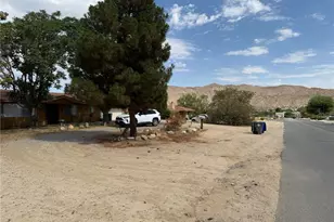 7344 Palm Ave, Yucca Valley, CA 92284 - Photo 3