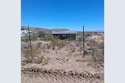 56524 Sunset Drive, Yucca Valley, CA 92284 - Photo 3