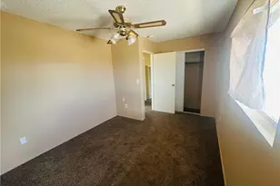 59057 Aberdeen Dr, Yucca Valley, CA 92284 - Photo 9